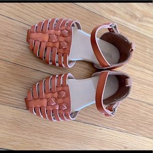 Old navy sandles SZ6